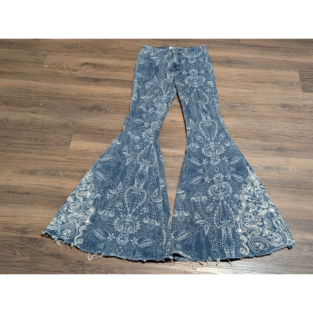 Free People Just Float On Flare Jeans Blue Paisley Print Bell Bottoms Size 26